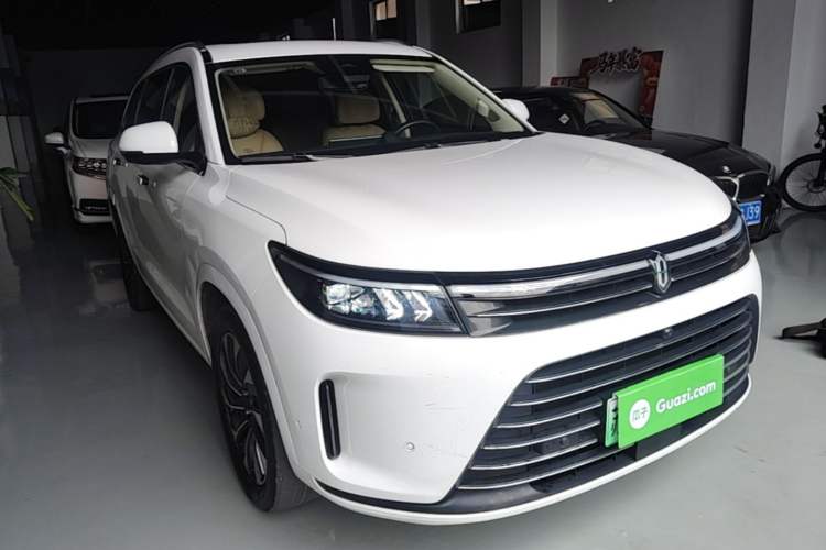 Used Hima AITO M7 2022 1.5T Four-Wheel Drive Luxury Edition Front Right 45 Deg