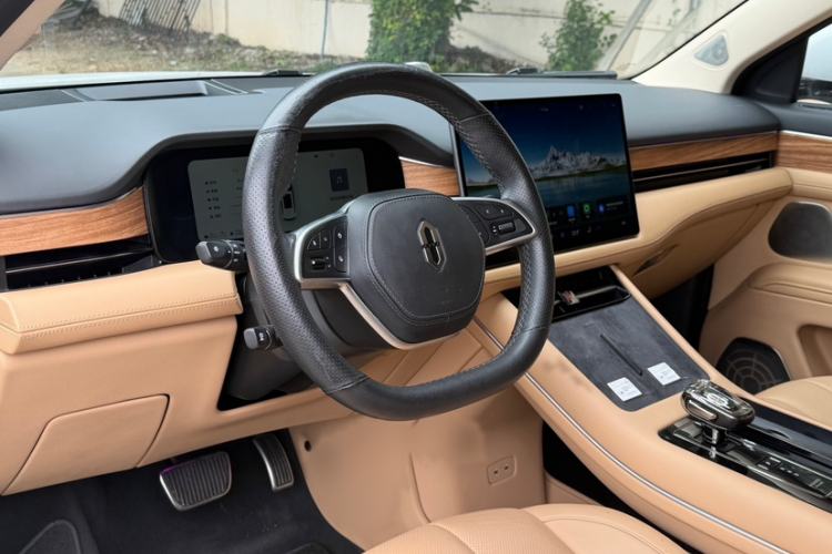 Used Hima AITO M7 2022 1.5T Four-Wheel Drive Luxury Edition Interior 1