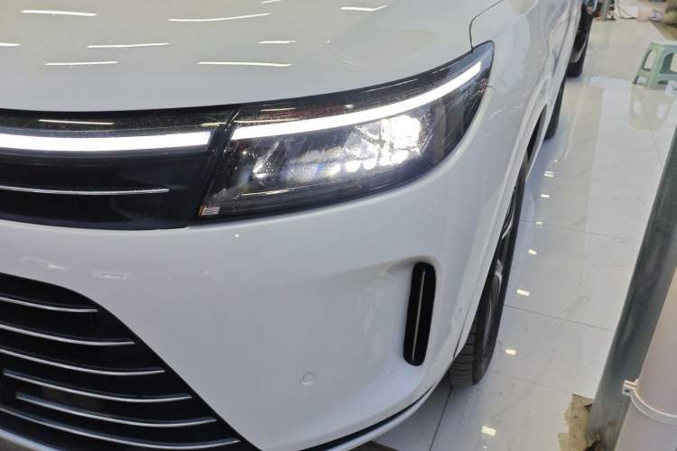 Used Hima AITO M7 2022 1.5T Four-Wheel Drive Luxury Edition Left Front Headlight