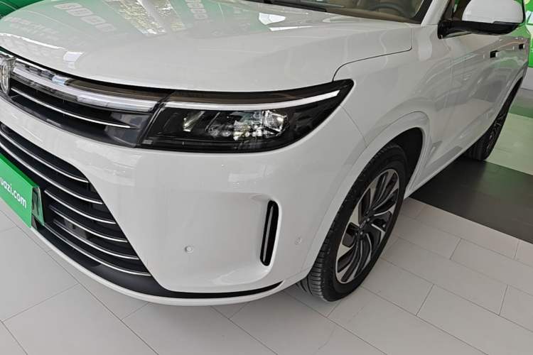 Used Hima AITO M7 2022 1.5T Four-Wheel Drive Luxury Edition Left Front Headlight
