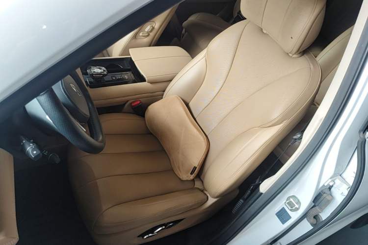 Used Hima AITO M7 2022 1.5T Four-Wheel Drive Luxury Edition Left Front Seat