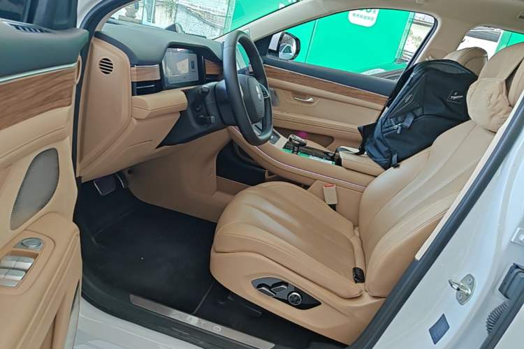 Used Hima AITO M7 2022 1.5T Four-Wheel Drive Luxury Edition Left Front Seat