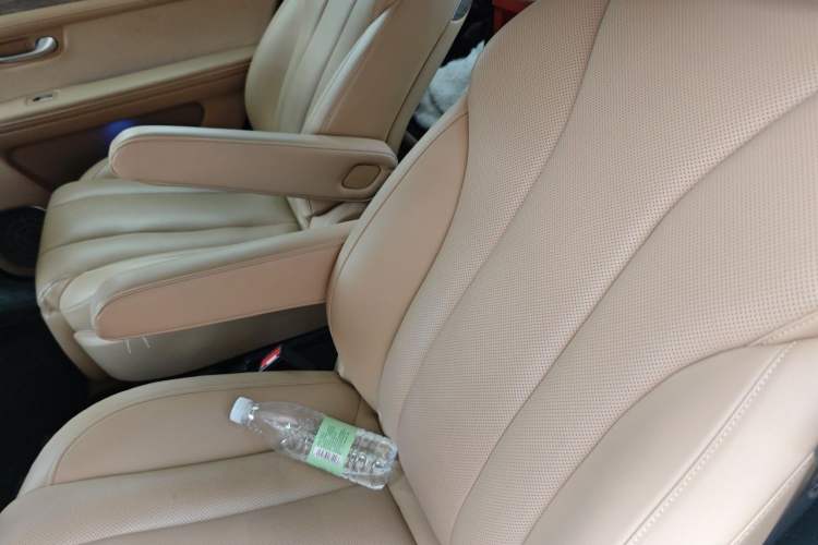 Used Hima AITO M7 2022 1.5T Four-Wheel Drive Luxury Edition Left Rear Seat