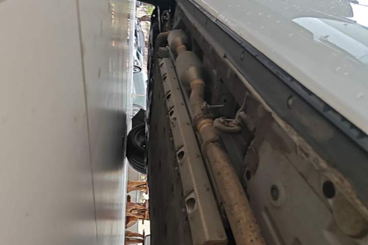 Used Hima AITO M7 2022 1.5T Four-Wheel Drive Luxury Edition Left Side Sill