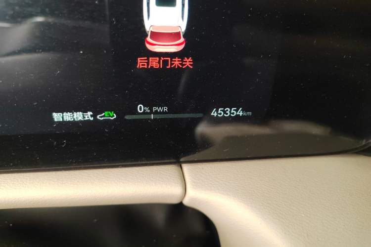 Used Hima AITO M7 2022 1.5T Four-Wheel Drive Flagship Edition Odometer Close Up
