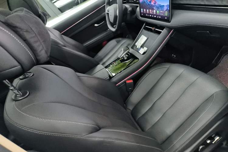 Used Hima AITO M7 2022 1.5T Rear-Drive Comfort Edition Right Front Seat