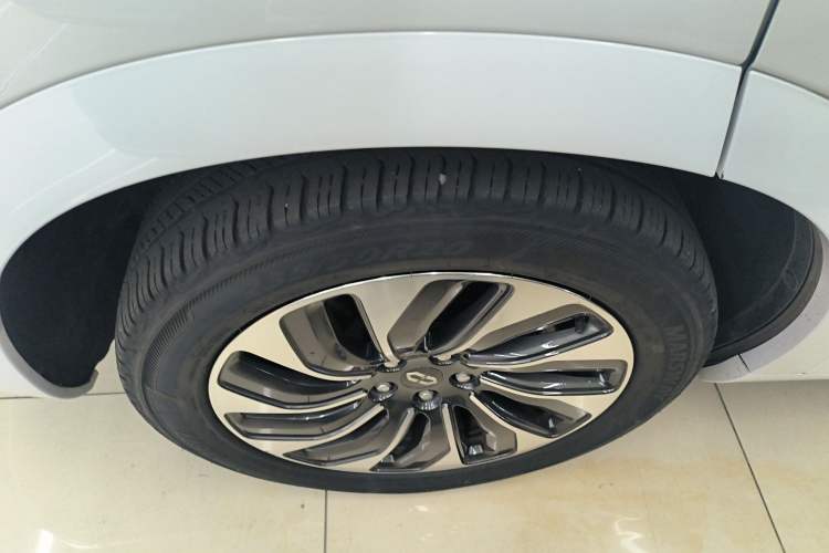 Used Hima AITO M7 2022 1.5T Rear-Drive Comfort Edition Right Rear Wheel Hub