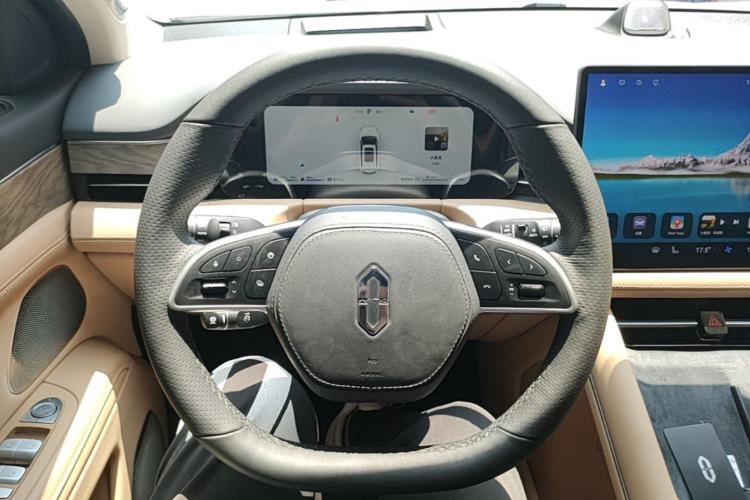Used Hima AITO M7 2022 1.5T Four-Wheel Drive Flagship Edition Steering Wheel