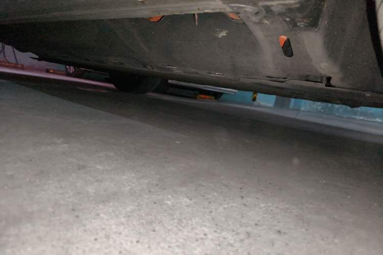 Used Hima AITO M7 2022 1.5T Rear-Drive Comfort Edition Chassis Front Right