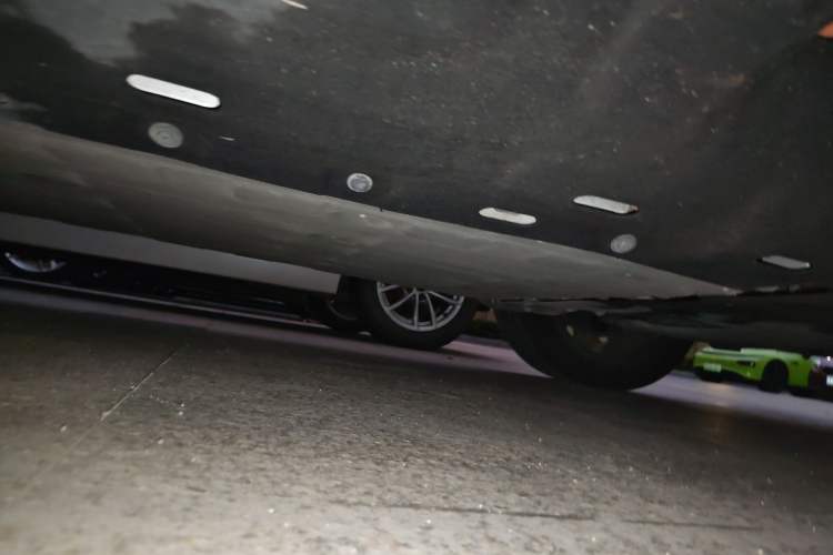Used Hima AITO M7 2022 1.5T Rear-Drive Comfort Edition Chassis Front Right