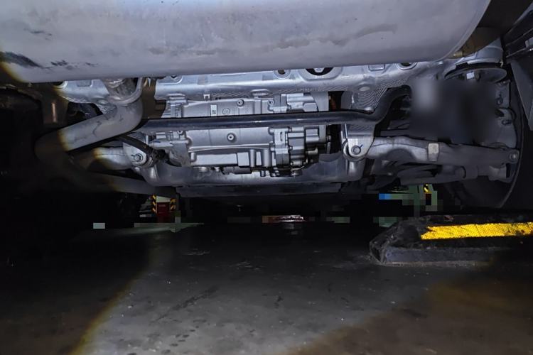 Used Hima AITO M7 2022 1.5T Four-Wheel Drive Luxury Edition Chassis Rear