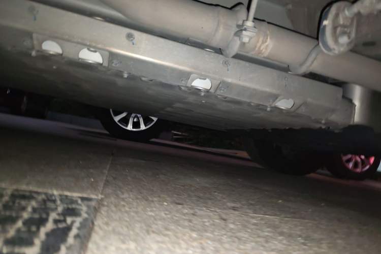 Used Hima AITO M7 2022 1.5T Rear-Drive Comfort Edition Chassis Rear Left
