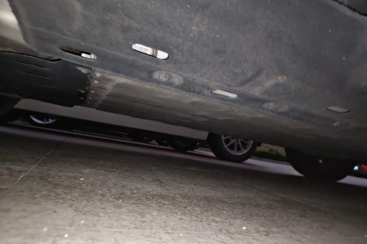 Used Hima AITO M7 2022 1.5T Rear-Drive Comfort Edition Chassis Rear Right