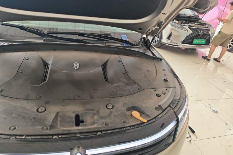 Used Hima AITO M7 2022 1.5T Rear-Drive Comfort Edition Engine Bay Left