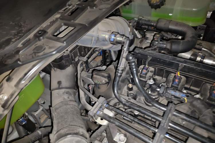Used Hima AITO M7 2022 1.5T Rear-Drive Comfort Edition Engine Bay Right