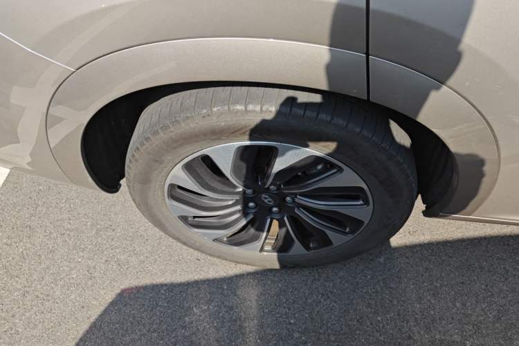 Used Hima AITO M7 2022 1.5T Rear-Drive Comfort Edition Exterior 5