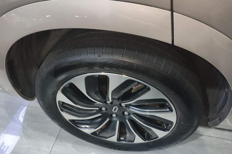 Used Hima AITO M7 2022 1.5T Rear-Drive Comfort Edition Exterior 8