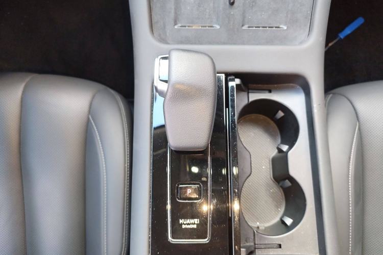 Used Hima AITO M7 2022 1.5T Rear-Drive Comfort Edition Gear Lever