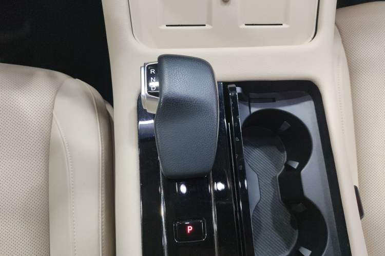 Used Hima AITO M7 2022 1.5T Rear-Drive Comfort Edition Gear Lever