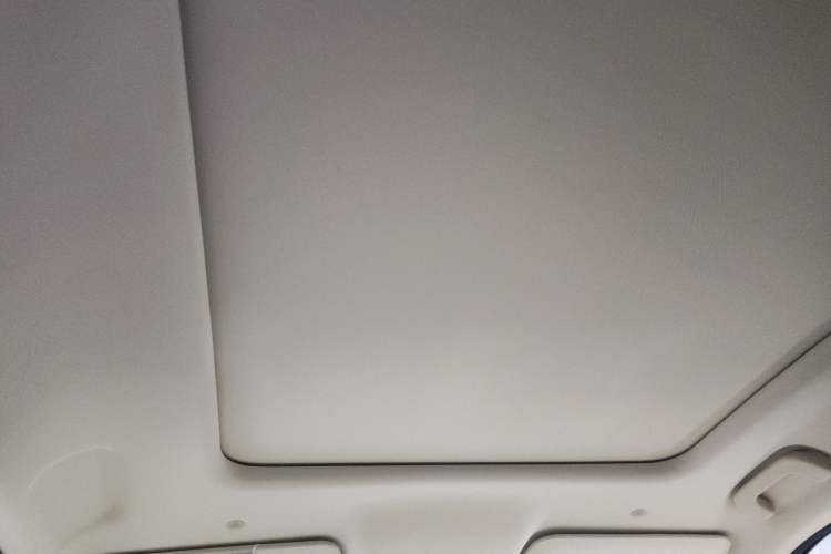 Used Hima AITO M7 2022 1.5T Rear-Drive Comfort Edition Headliner