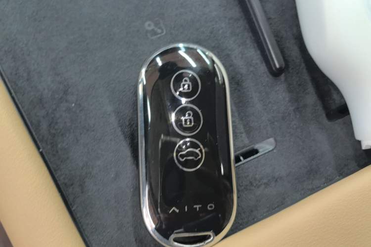 Used Hima AITO M7 2022 1.5T Rear-Drive Comfort Edition Interior 1