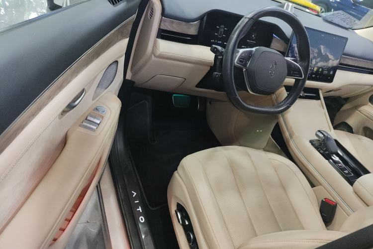 Used Hima AITO M7 2022 1.5T Rear-Drive Comfort Edition Interior 3