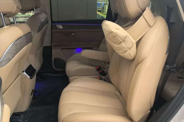 Used Hima AITO M7 2022 1.5T Rear-Drive Comfort Edition Interior 4