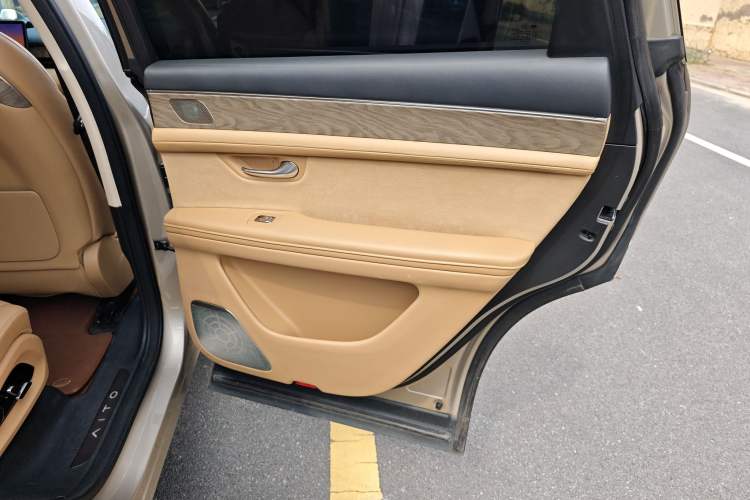Used Hima AITO M7 2022 1.5T Rear-Drive Comfort Edition Interior 6
