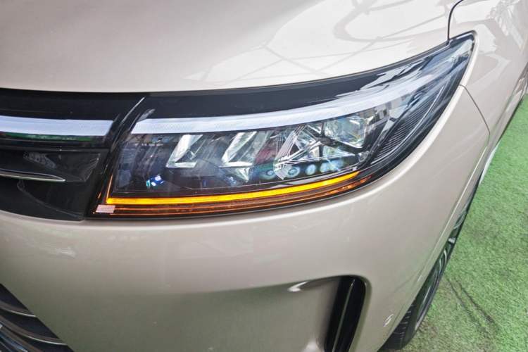 Used Hima AITO M7 2022 1.5T Four-Wheel Drive Flagship Edition Left Front Headlight