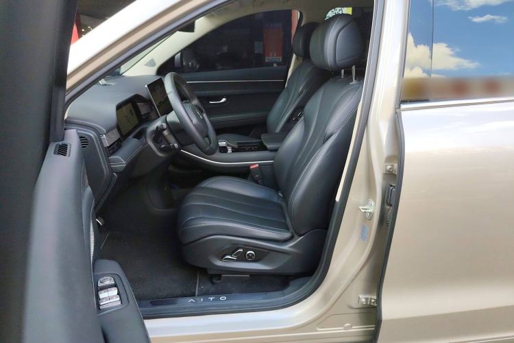 Used Hima AITO M7 2022 1.5T Rear-Drive Comfort Edition Left Front Seat