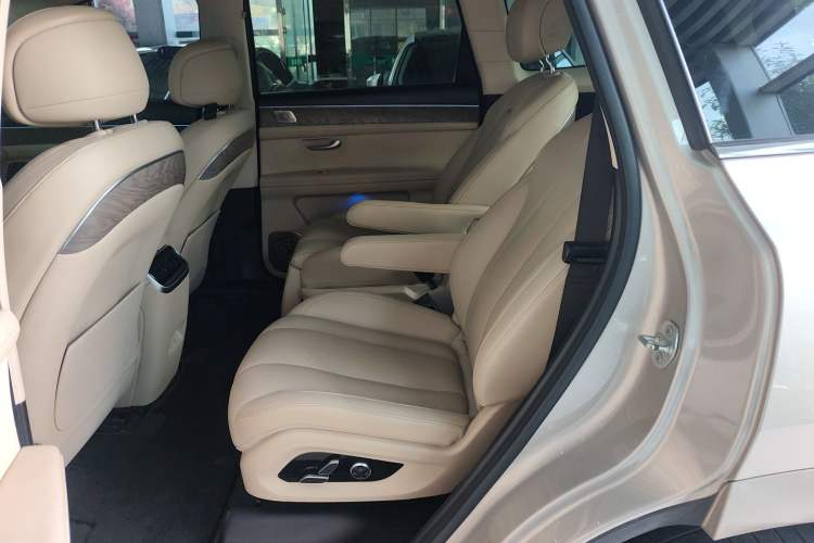 Used Hima AITO M7 2022 1.5T Four-Wheel Drive Luxury Edition Left Rear Seat