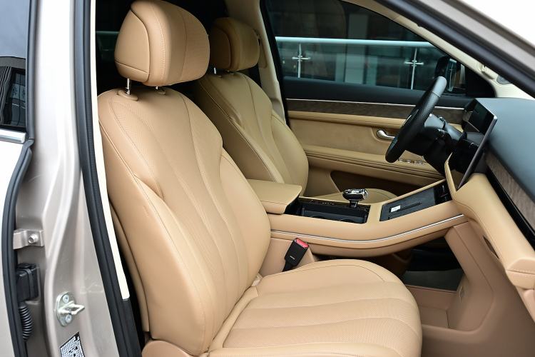 Used Hima AITO M7 2022 1.5T Four-Wheel Drive Luxury Edition Right Front Seat
