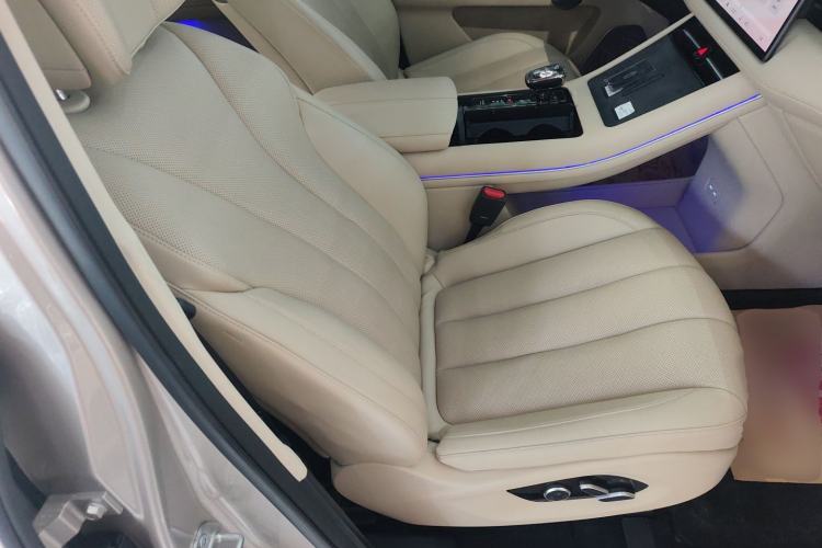 Used Hima AITO M7 2022 1.5T Four-Wheel Drive Luxury Edition Right Front Seat
