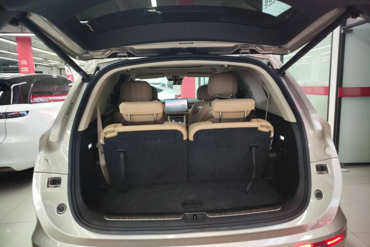 Used Hima AITO M7 2022 1.5T Four-Wheel Drive Luxury Edition Trunk