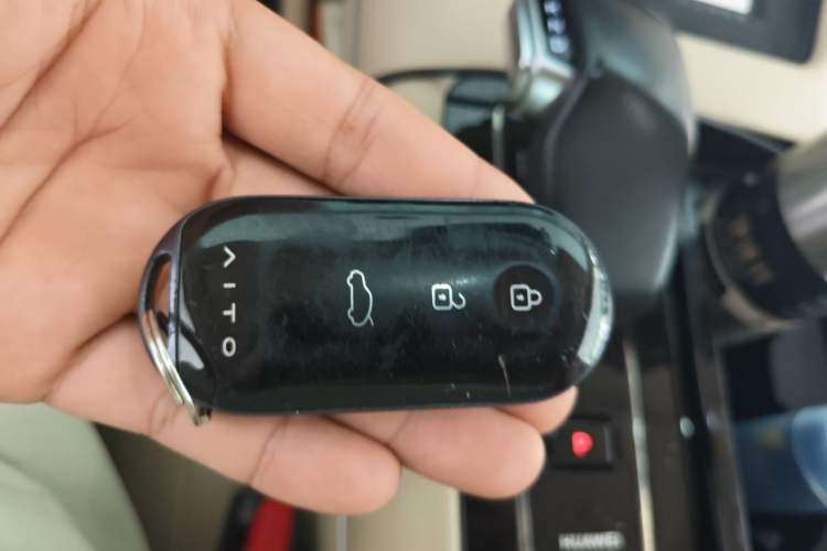 Used Hima AITO M7 2022 1.5T Rear-Drive Comfort Edition Vehicle Key