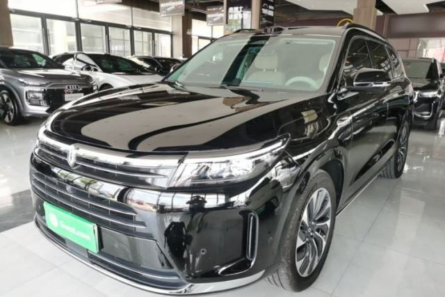 Używany Hima AITO M7 2024 1.5T Intelligent Driving 4WD Max Edition 5 Seats