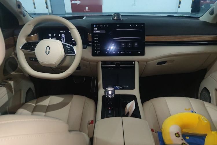 Used Hima AITO M7 2024 1.5T Intelligent Driving Rear-Drive Max Edition 5 Seats Center Console