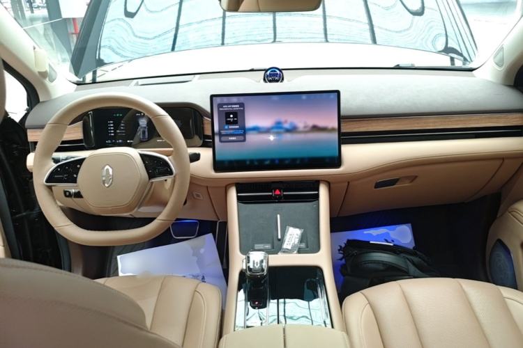 Used Hima AITO M7 2024 1.5T Intelligent Driving Rear-Drive Pro Version 5 Seats Center Console