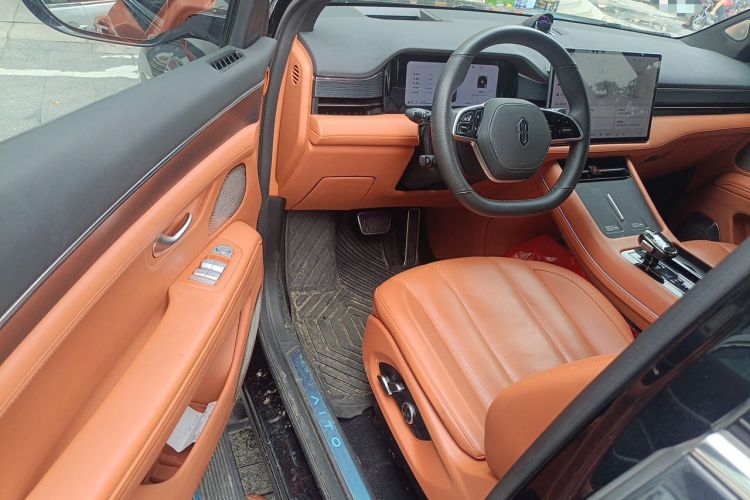 Used Hima AITO M7 2024 1.5T Intelligent Drive Rear-Drive Ultra Version 5 Seats Driver Seat