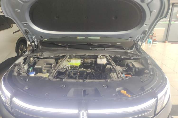 Used Hima AITO M7 2024 1.5T Rear-Drive Plus Version 6 Seats Engine Bay
