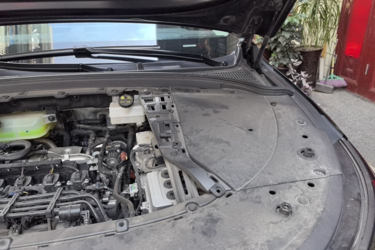 Used Hima AITO M7 2024 1.5T Rear-Drive Plus Version 5 Seats Engine Bay Left