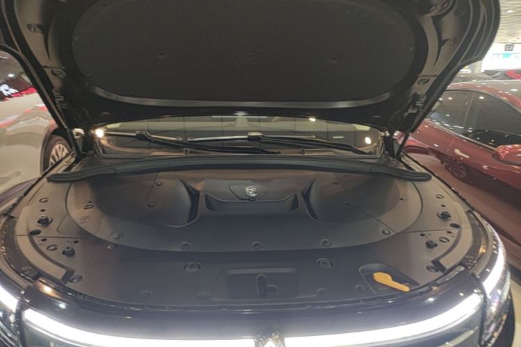 Used Hima AITO M7 2024 1.5T Rear-Drive Plus Version 5 Seats Engine Bay