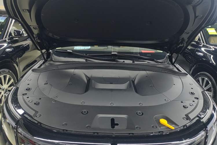 Used Hima AITO M7 2024 1.5T Intelligent Driving Rear-Drive Pro Version 5 Seats Engine Bay