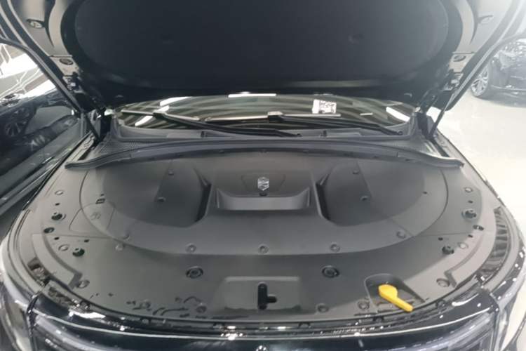 Used Hima AITO M7 2024 1.5T Rear-Drive Plus Version 5 Seats Engine Bay