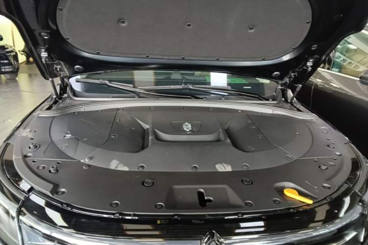 Used Hima AITO M7 2024 1.5T Intelligent Driving 4WD Max Edition 5 Seats Engine Bay