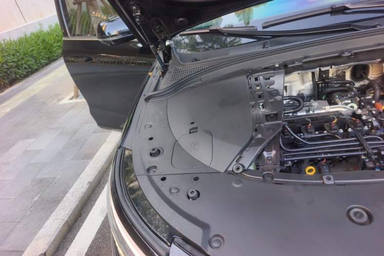 Used Hima AITO M7 2024 1.5T Intelligent Driving Rear-Drive Pro Version 5 Seats Engine Bay Right