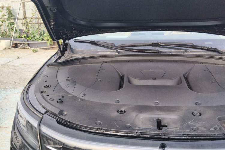 Used Hima AITO M7 2024 1.5T Intelligent Driving Rear-Drive Pro Version 5 Seats Engine Bay Right