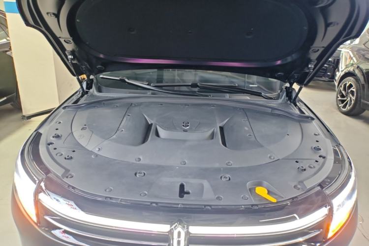 Used Hima AITO M7 2024 1.5T Rear-Drive Plus Version 5 Seats Engine Bay