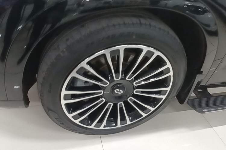 Used Hima AITO M7 2024 1.5T Intelligent Drive 4WD Ultra Version 5 Seats Exterior 4