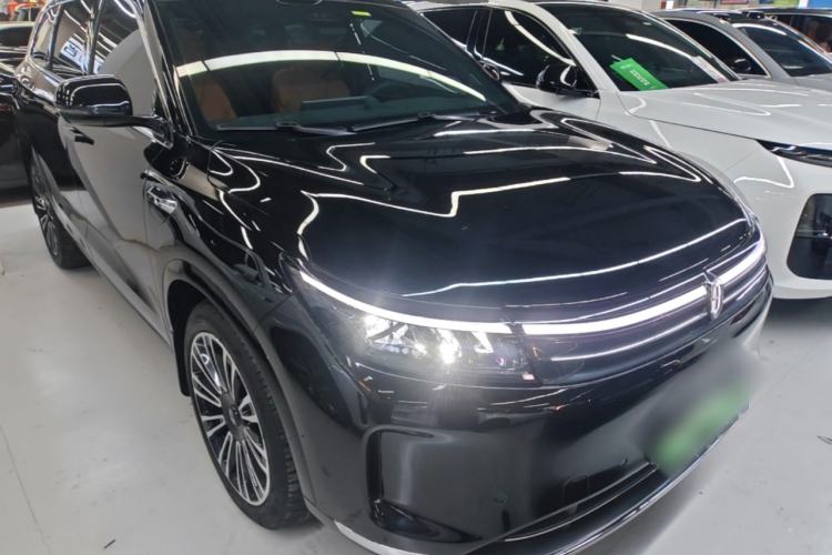 Used Hima AITO M7 2024 1.5T Intelligent Drive 4WD Ultra Version 5 Seats Front Right 45 Deg